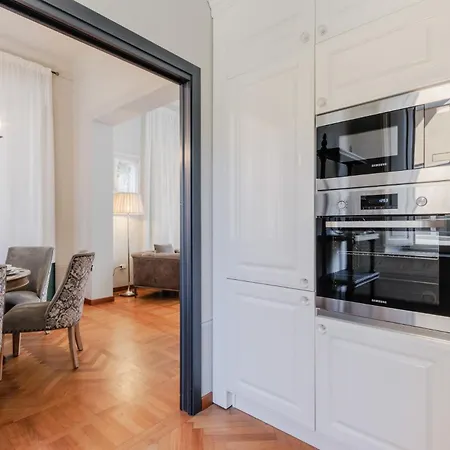 'amaretti' Luxury In Lucca